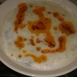 Sopa turca con mantequilla